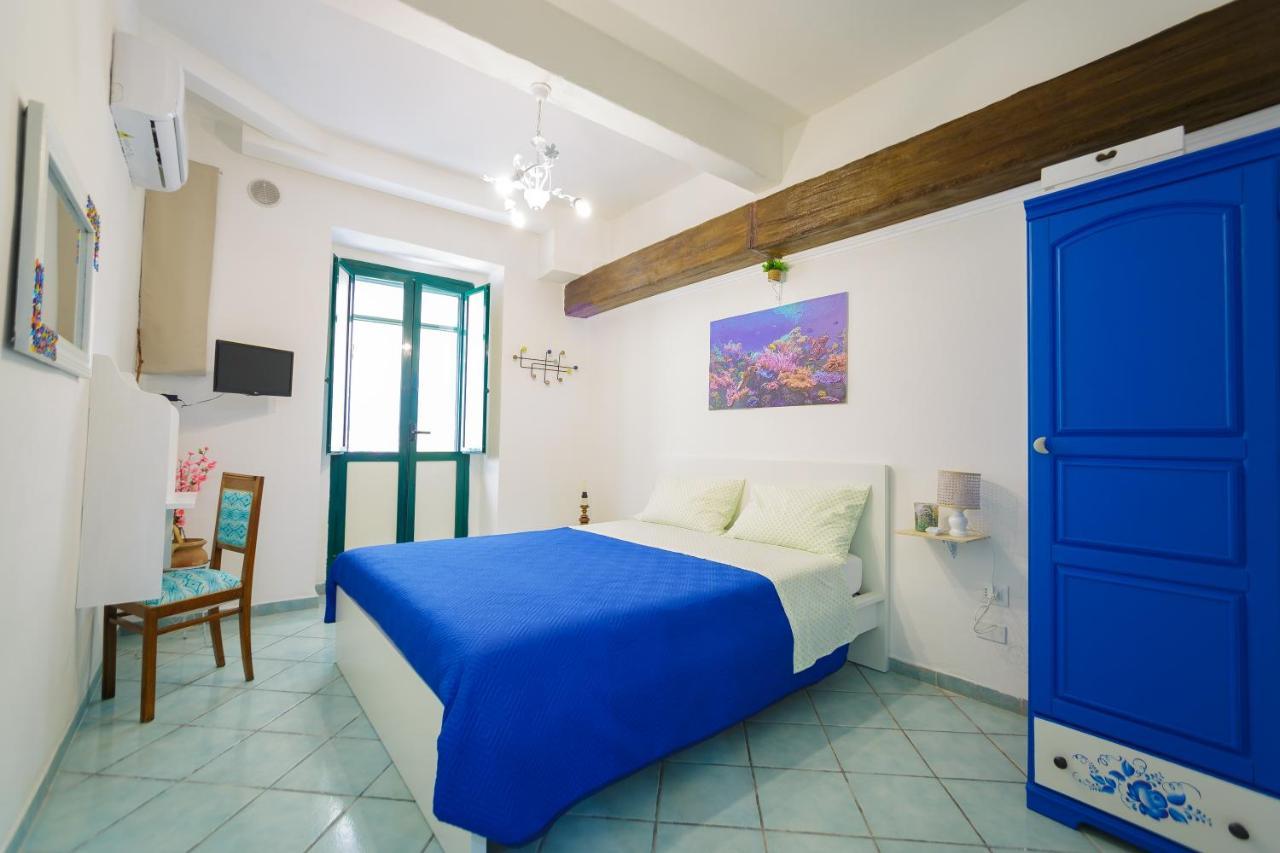 דירות סלרנו Ti Porto Al Centro Unforgettable Moments מראה חיצוני תמונה