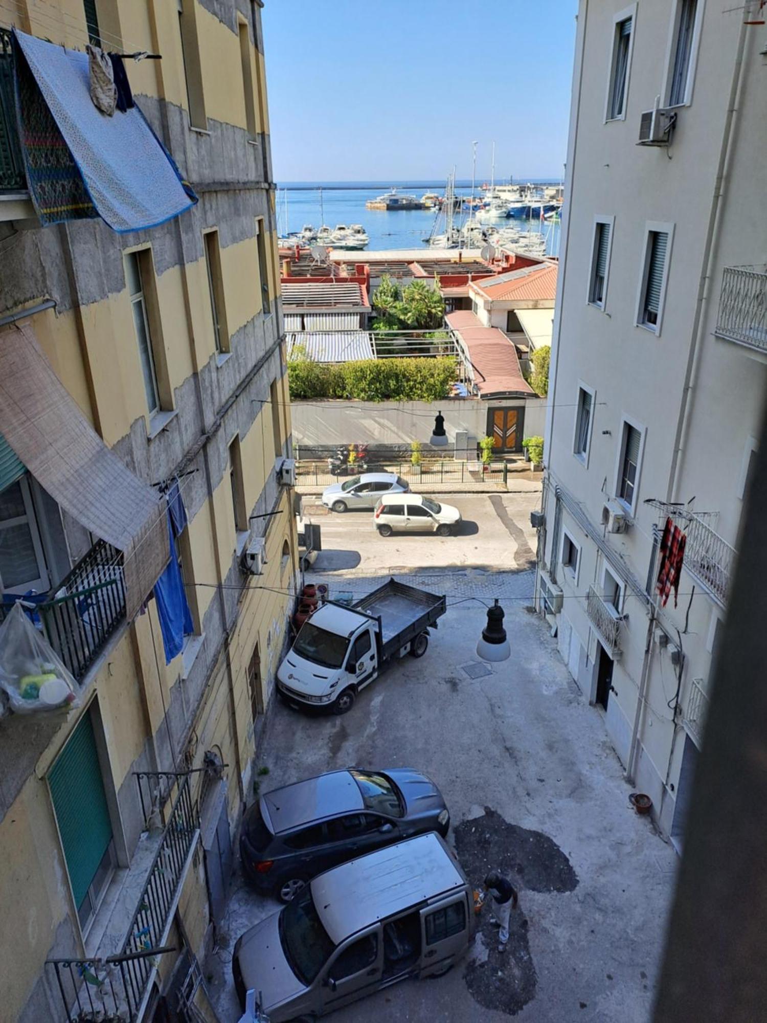 דירות סלרנו Ti Porto Al Centro Unforgettable Moments מראה חיצוני תמונה
